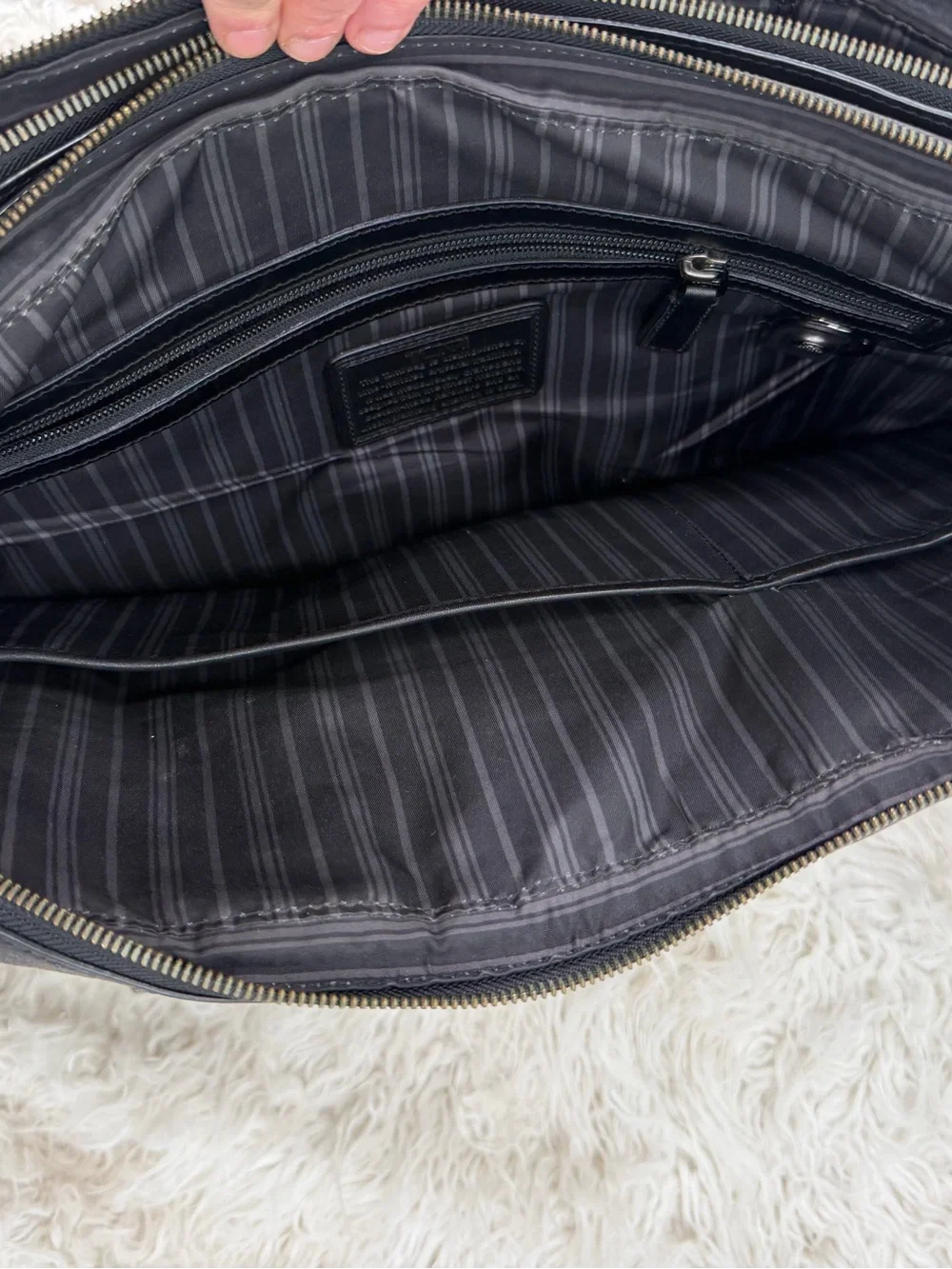 Tumi Beacon Hill Chestnut Large Laptop Leather Briefcase Black Leather